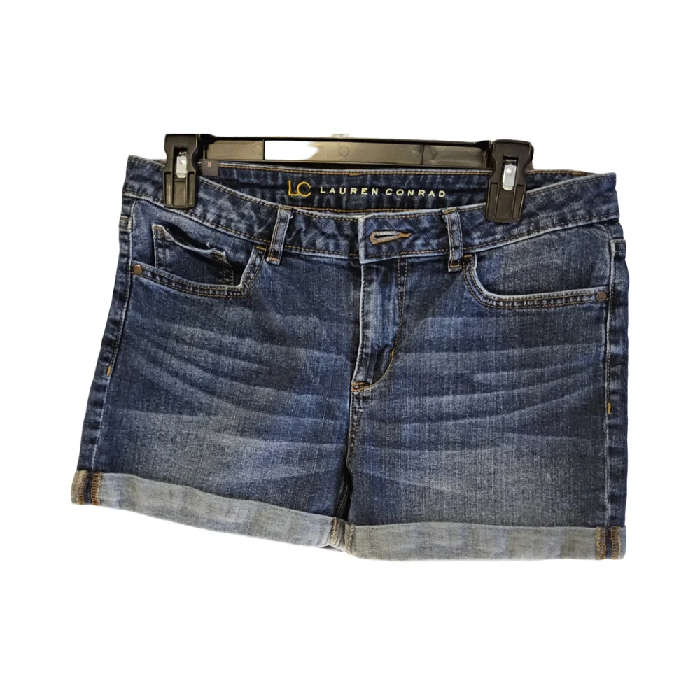 1 LC Lauren Conrad Blue Denim Women's Shorts size 8 preloved